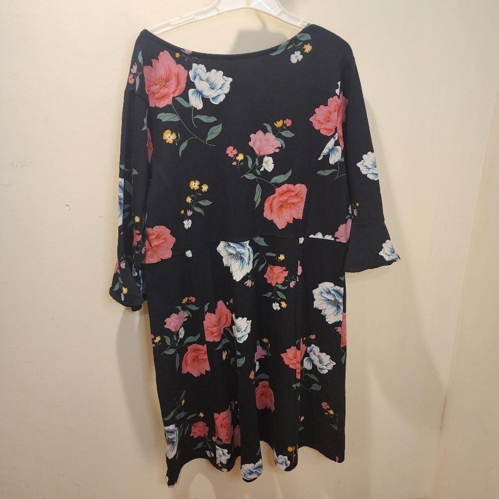 Old Navy Black Floral Print Plus size Midi dress size 2X - Picture 5 of 10